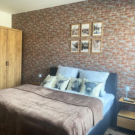 - Loft - 2 Schlafzimmer, Voll Ausgestattete Kueche, Modernes Badezimmer, Schnelles Wlan Апартаменты *